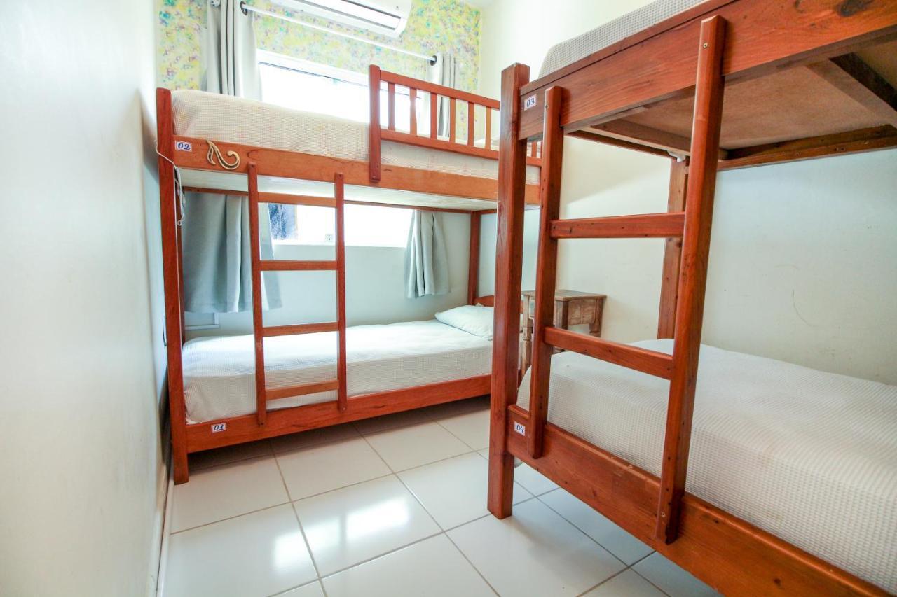 Sea Wolf Surf Hostel Florianópolis Екстериор снимка