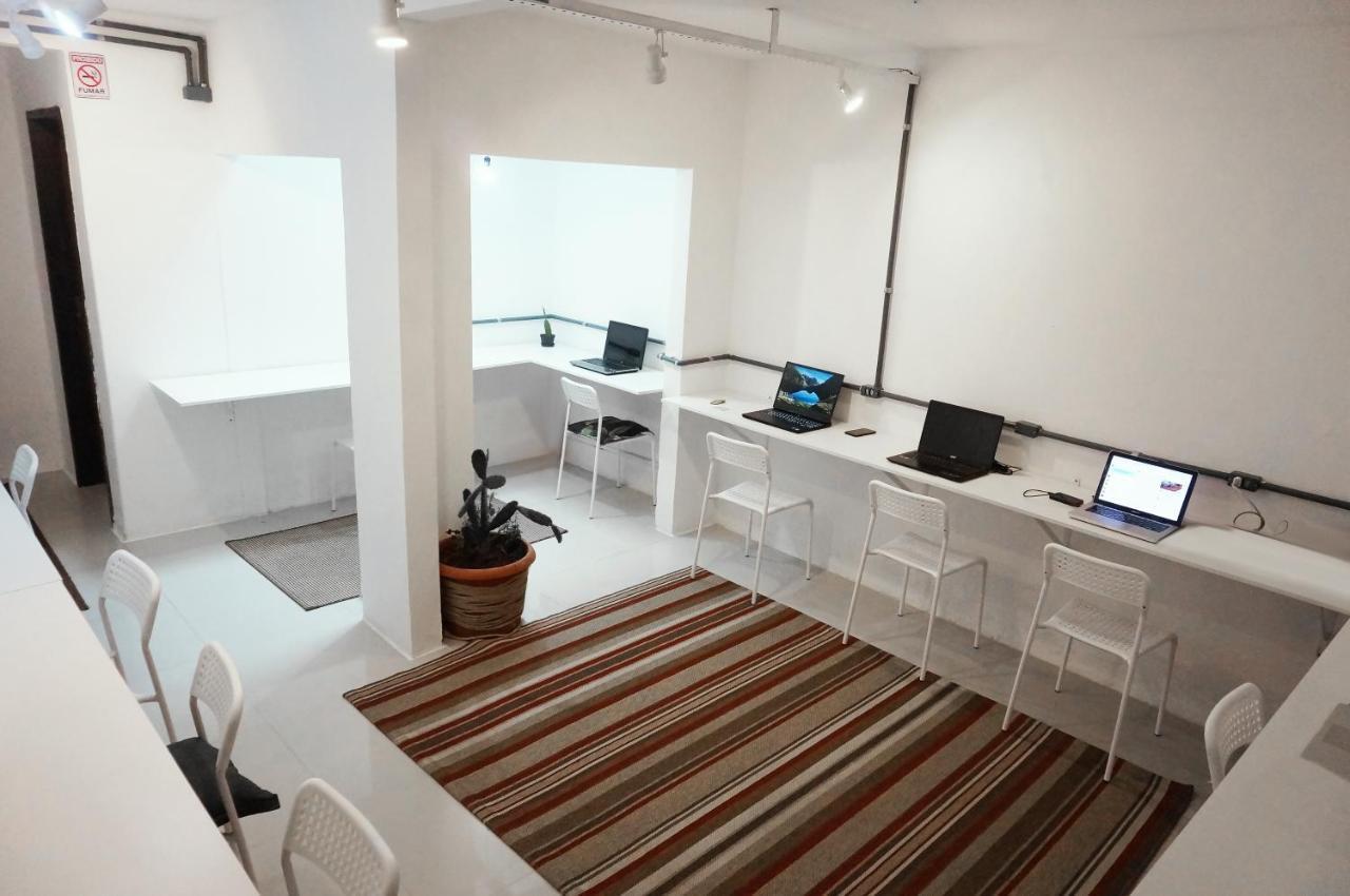 Sea Wolf Surf Hostel Florianópolis Екстериор снимка