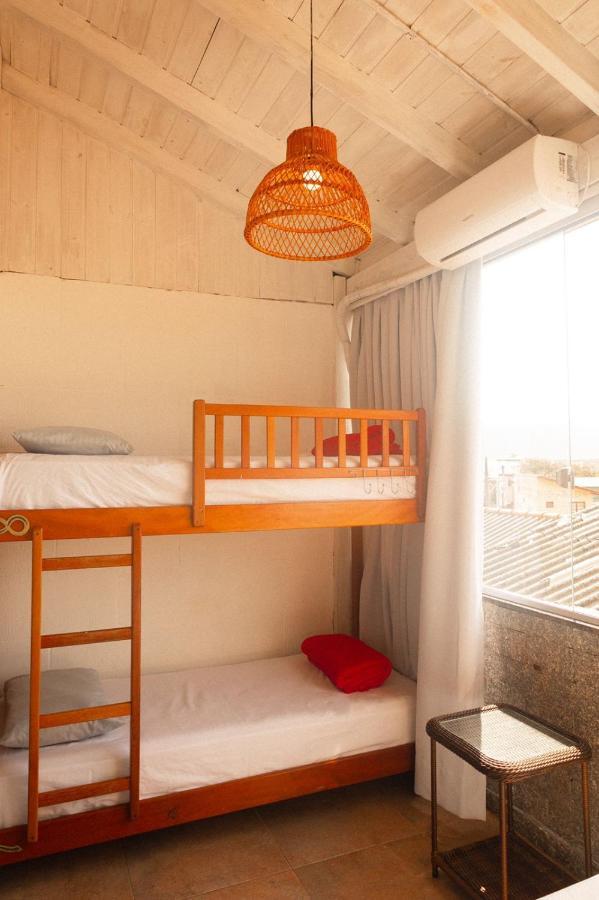 Sea Wolf Surf Hostel Florianópolis Екстериор снимка